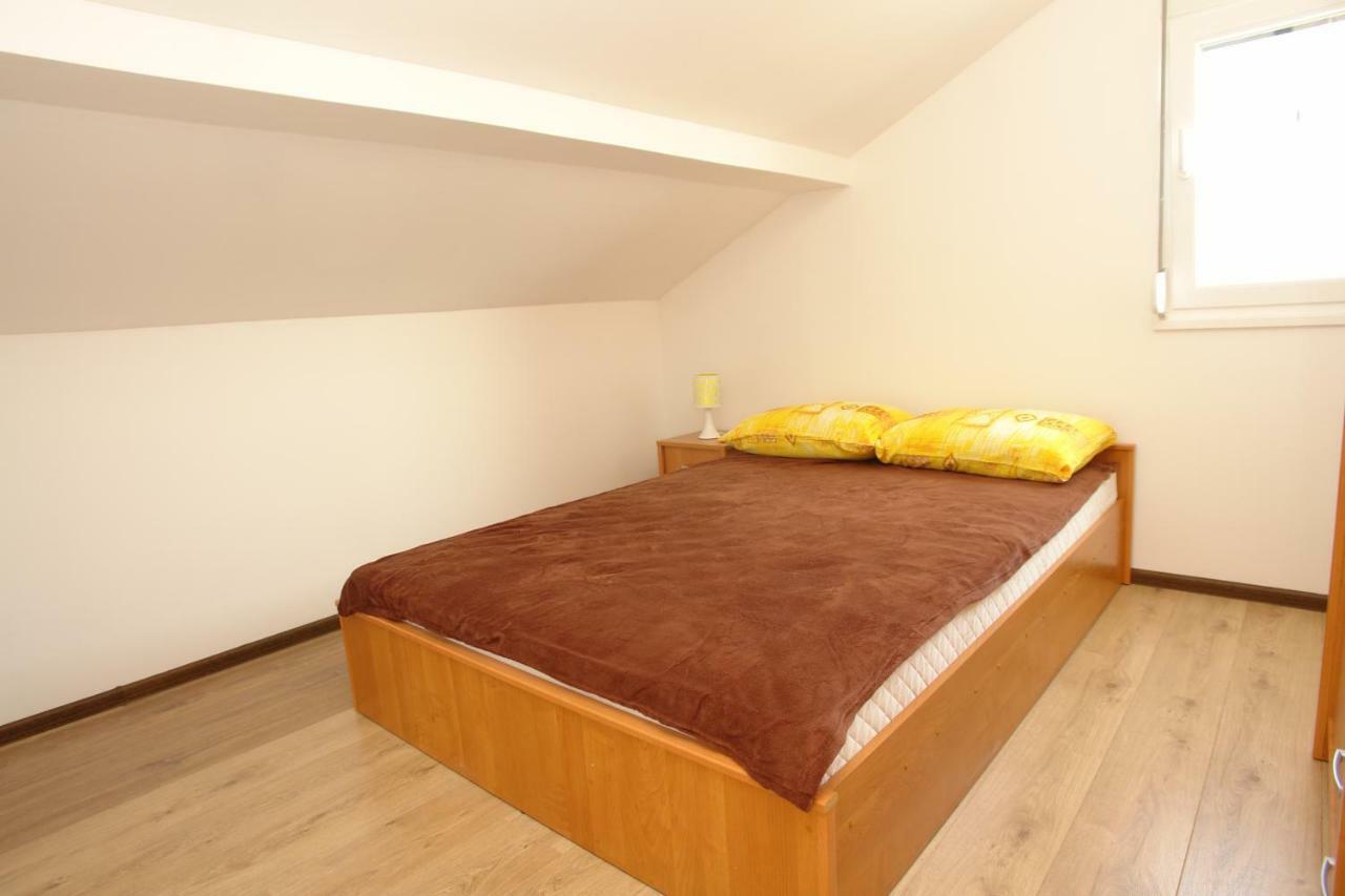 Apartmani Stambuk Mandre Εξωτερικό φωτογραφία