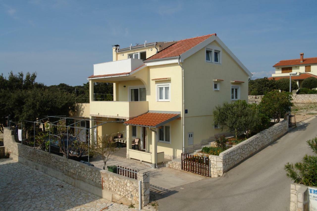 Apartmani Stambuk Mandre Εξωτερικό φωτογραφία